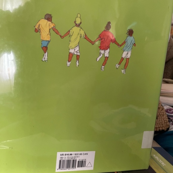 The Friendly Four : hardback book like new - Picture 7 of 10
